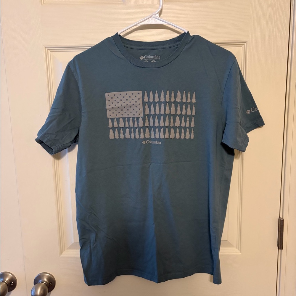 Men’s Columbia Blue Graphic T Shirt